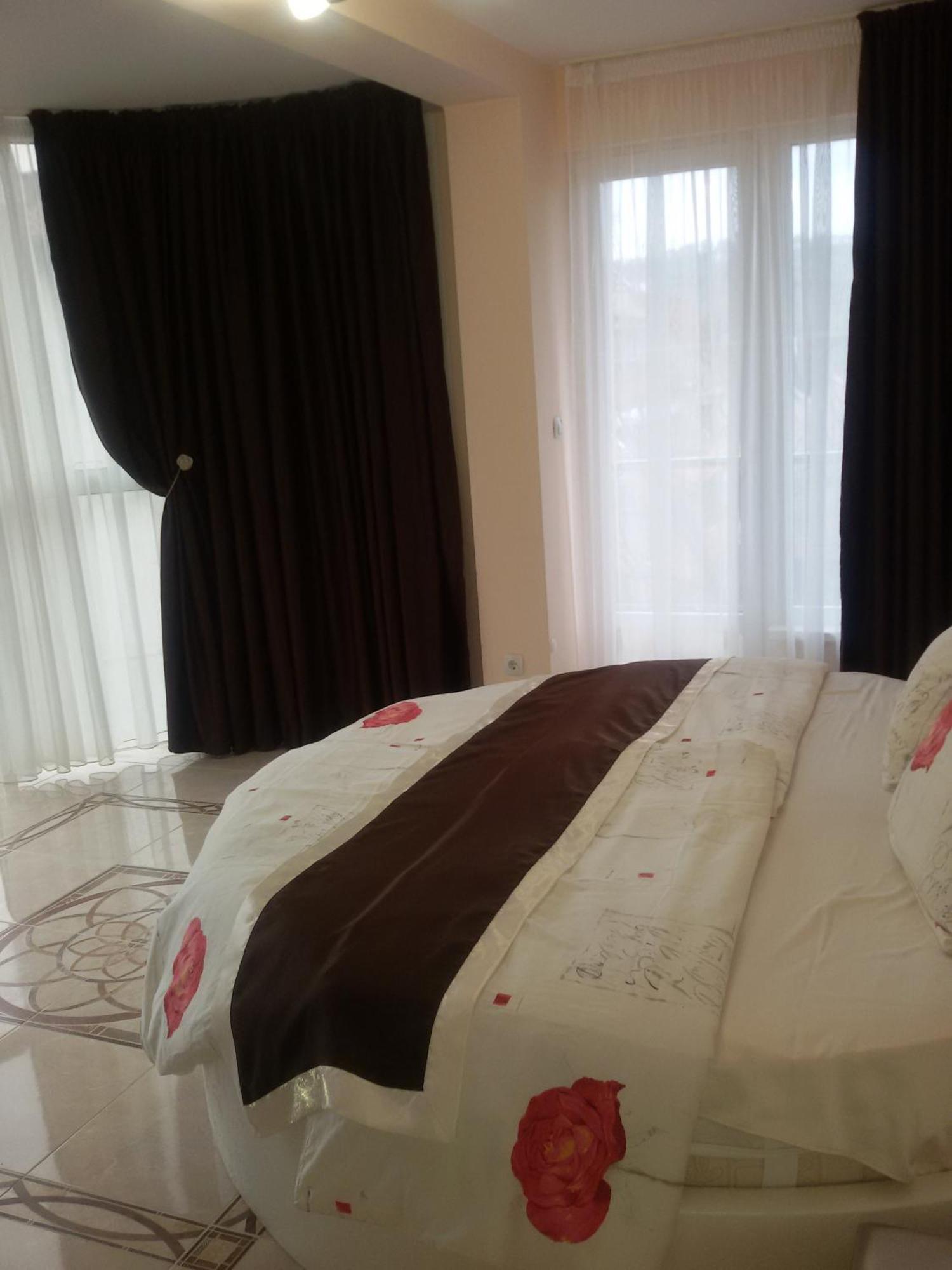 Sandanski Peak Guest Rooms Номер фото
